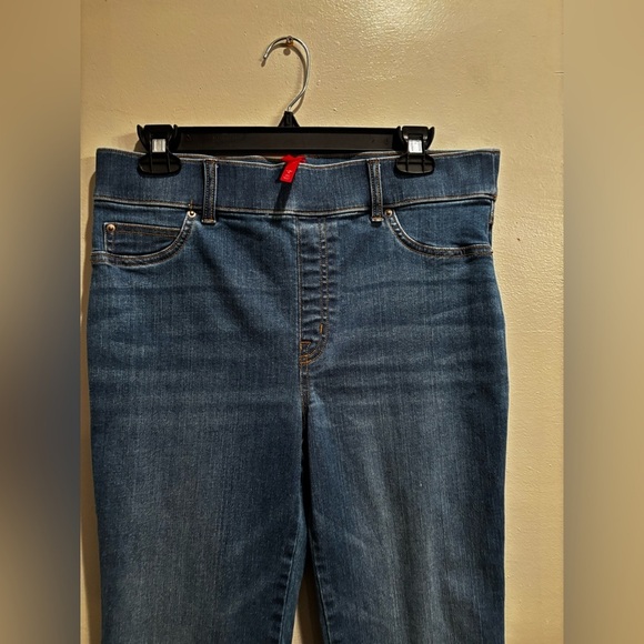SPANX Dark Blue Flare Women's Jeans pull on size large minimal denim - Picture 3 of 10